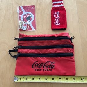Coca-Cola Zero Sugar Red Accessory Set FIFA QUATAR 2022 keychain & bottle sleeve